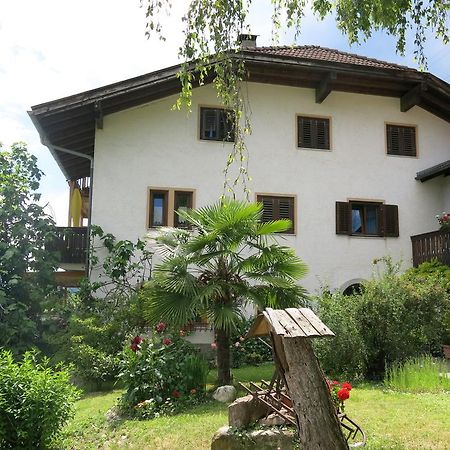 Wertischer Hof Apartment Termeno Bagian luar foto